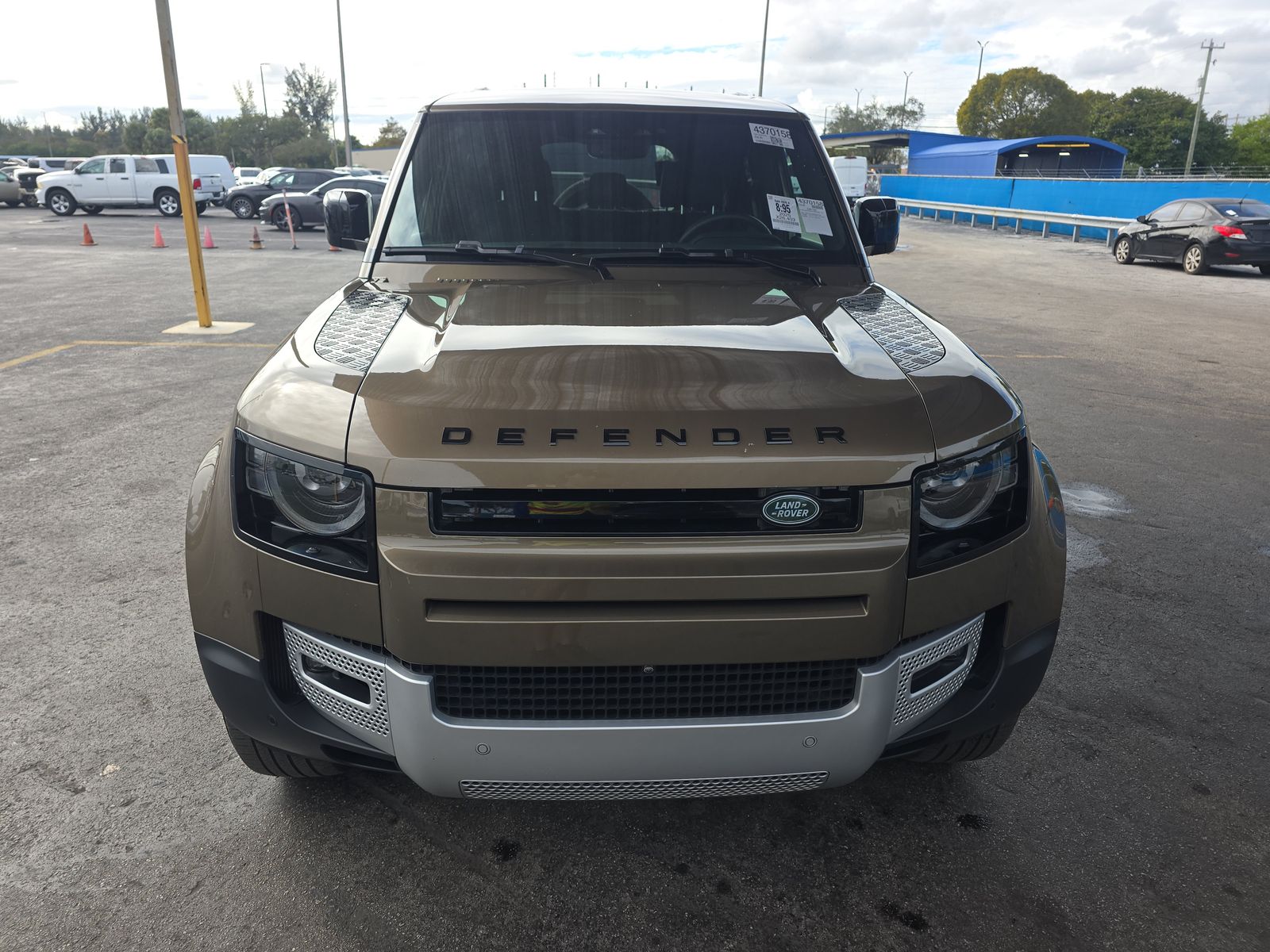2025 Land Rover Defender 110 S AWD