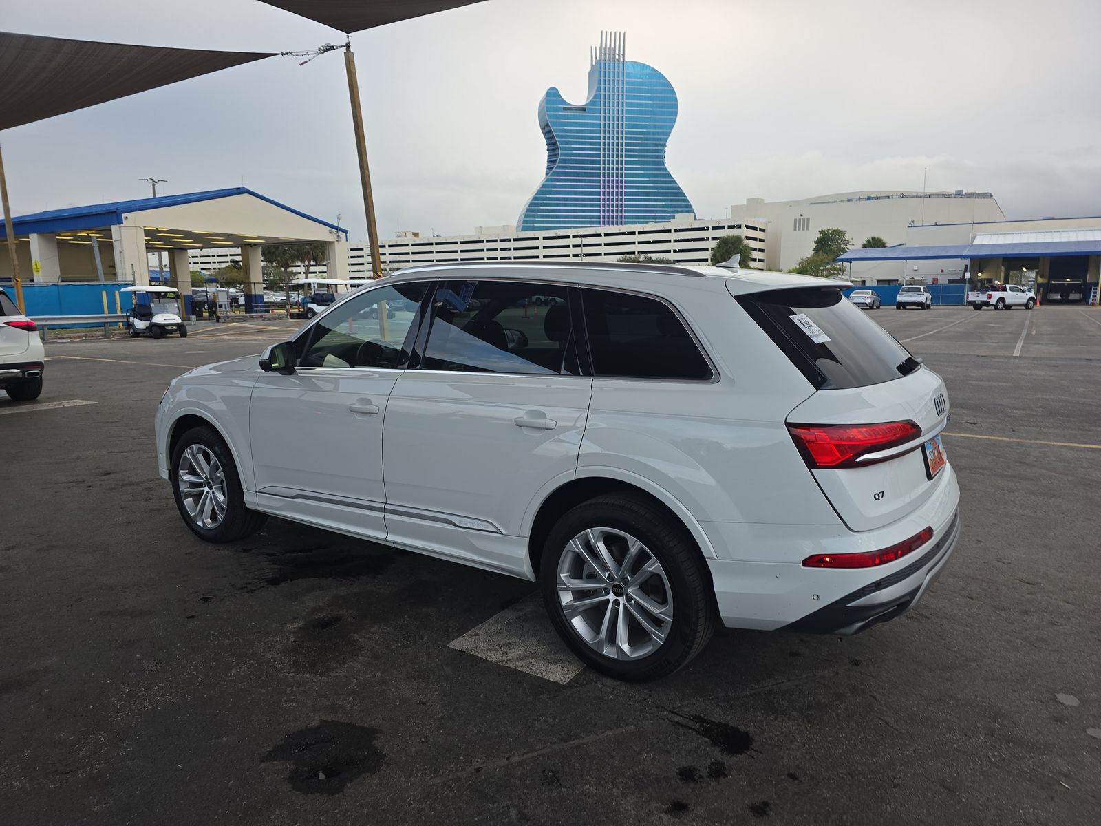 2025 Audi Q7 Premium Plus AWD