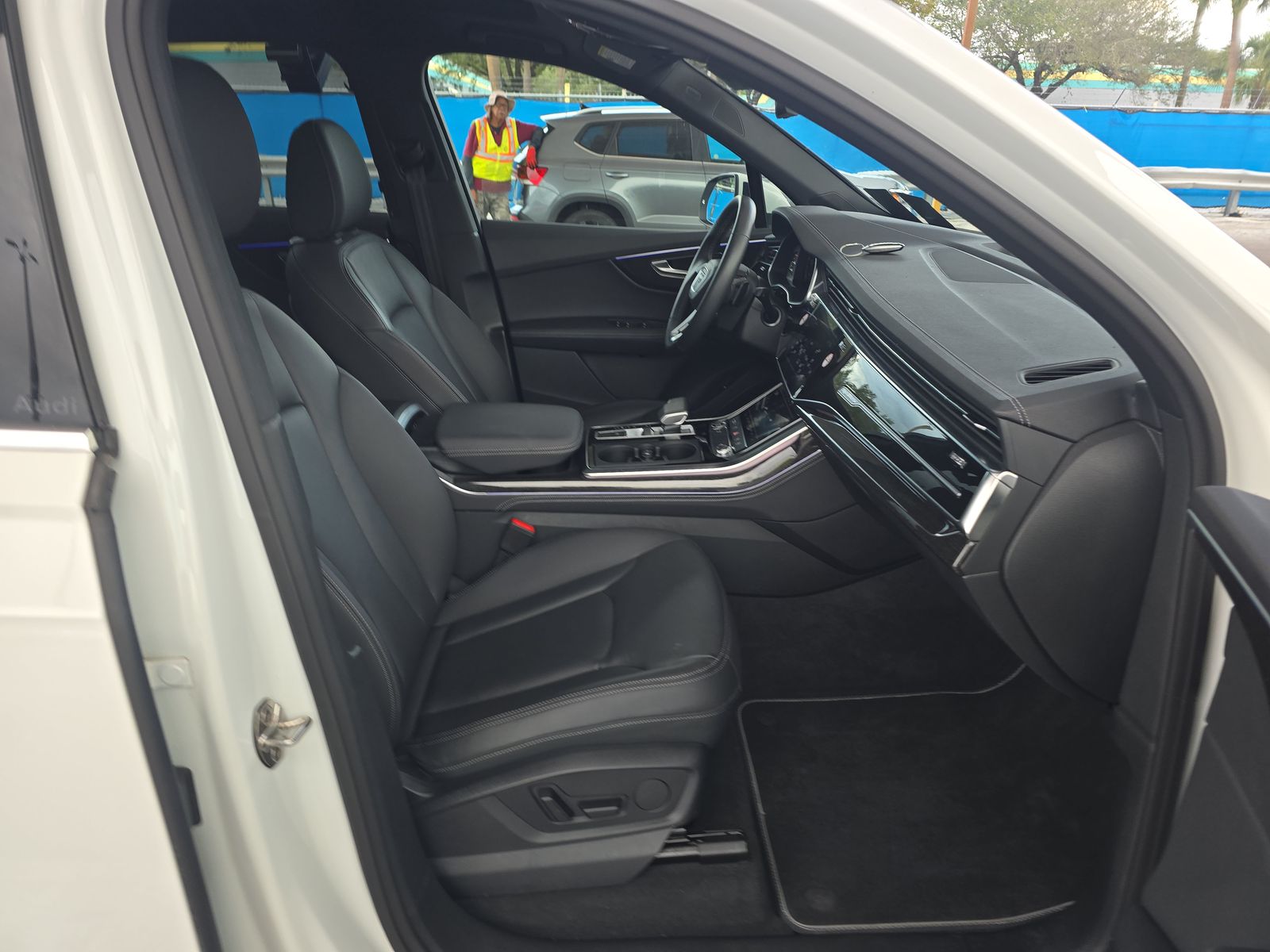 2025 Audi Q7 Premium Plus AWD