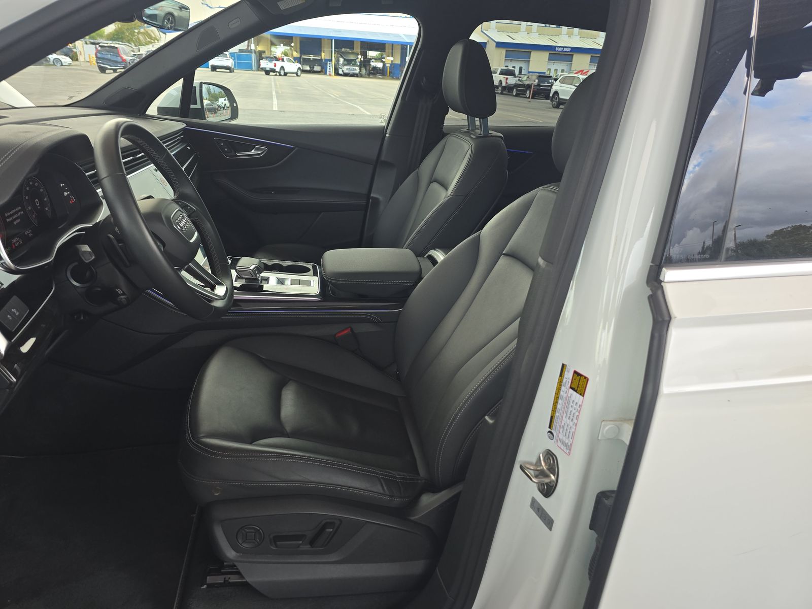 2025 Audi Q7 Premium Plus AWD