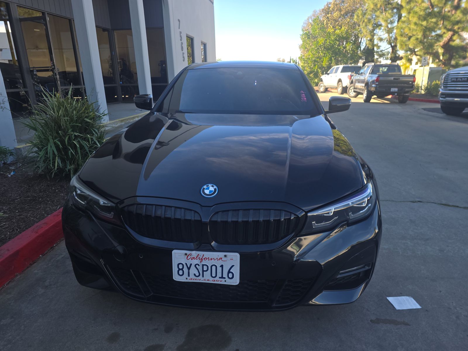 2022 BMW 3 Series 330e RWD