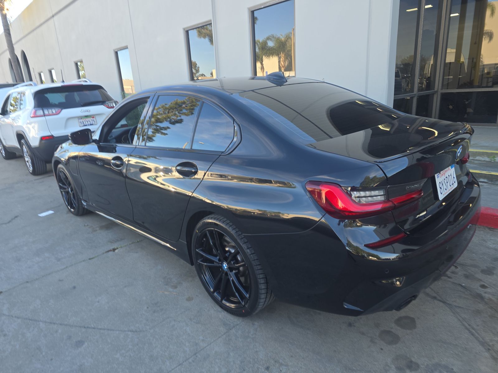 2022 BMW 3 Series 330e RWD