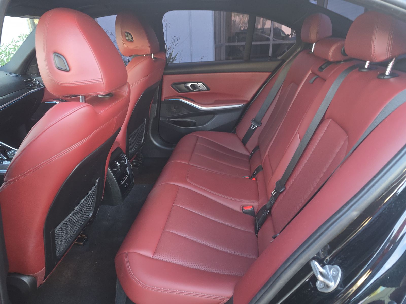 2022 BMW 3 Series 330e RWD