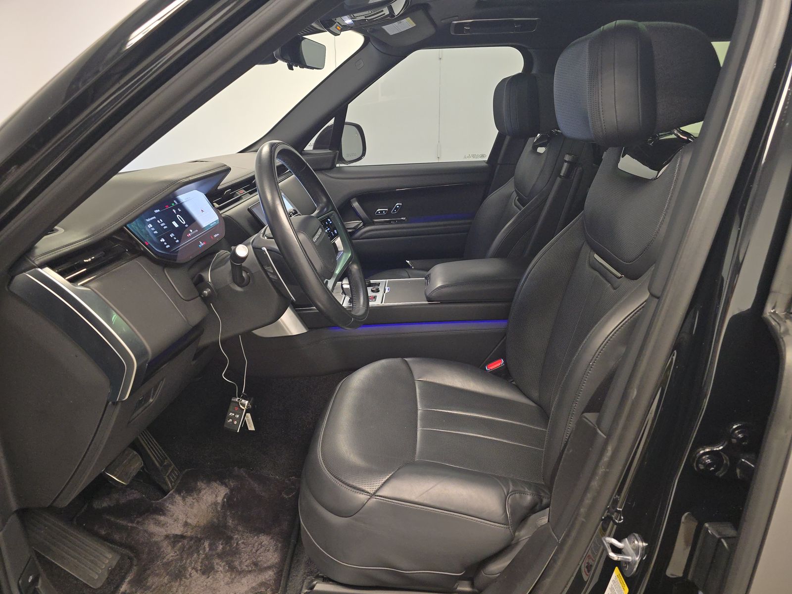 2023 Land Rover Range Rover SV LWB AWD