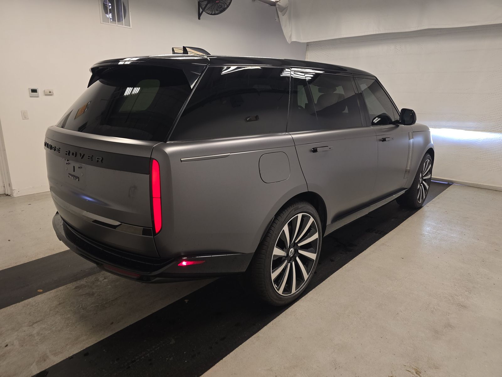 2023 Land Rover Range Rover SV LWB AWD