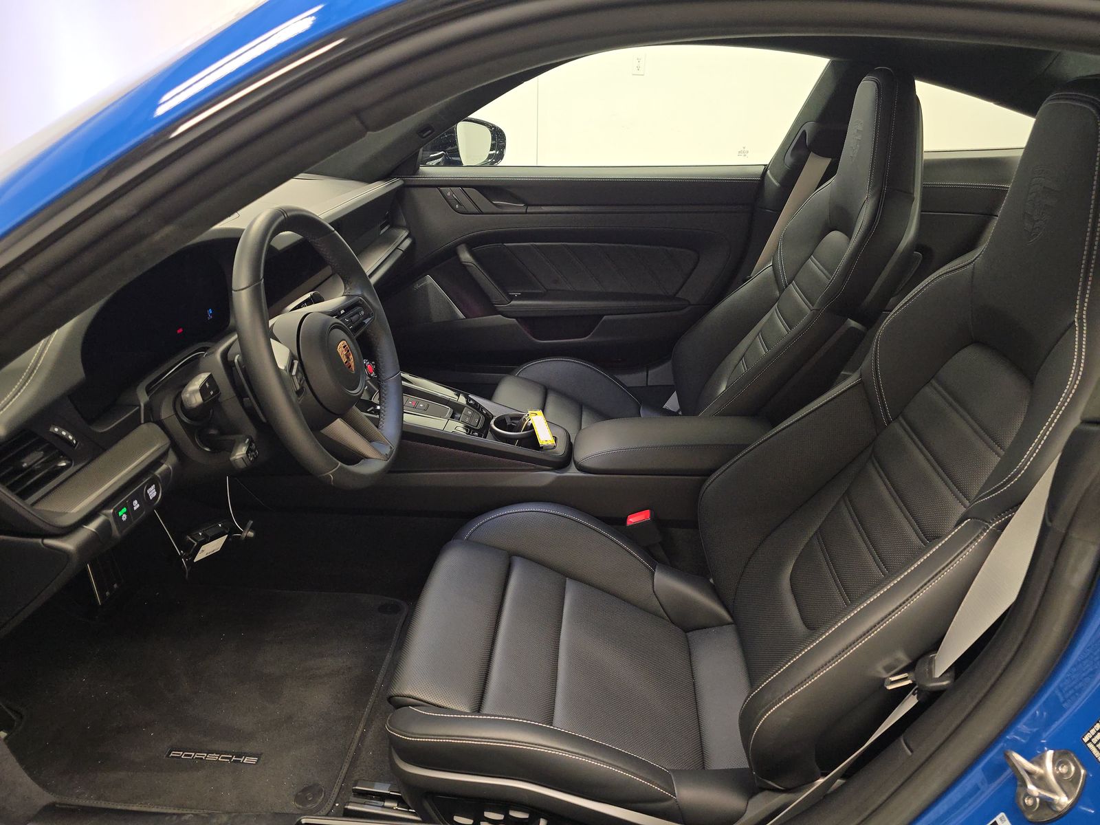 2025 Porsche 911 Carrera GTS RWD