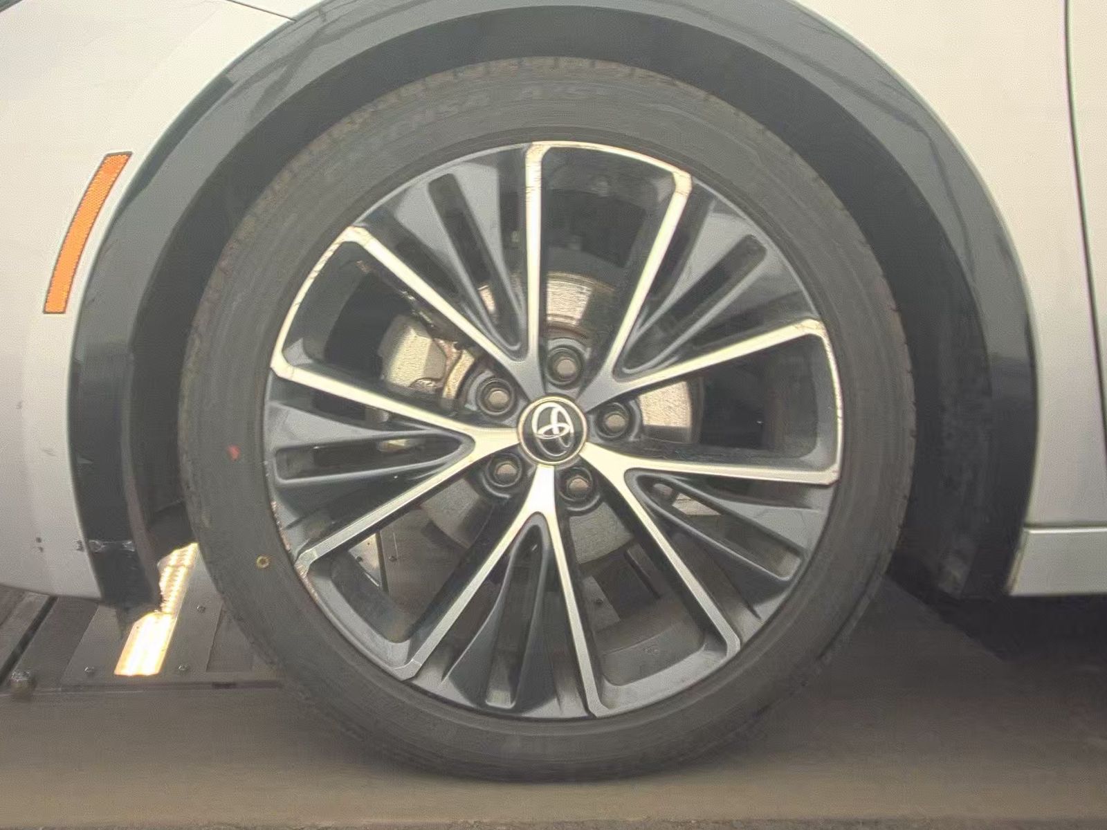 2023 Toyota Prius XLE FWD