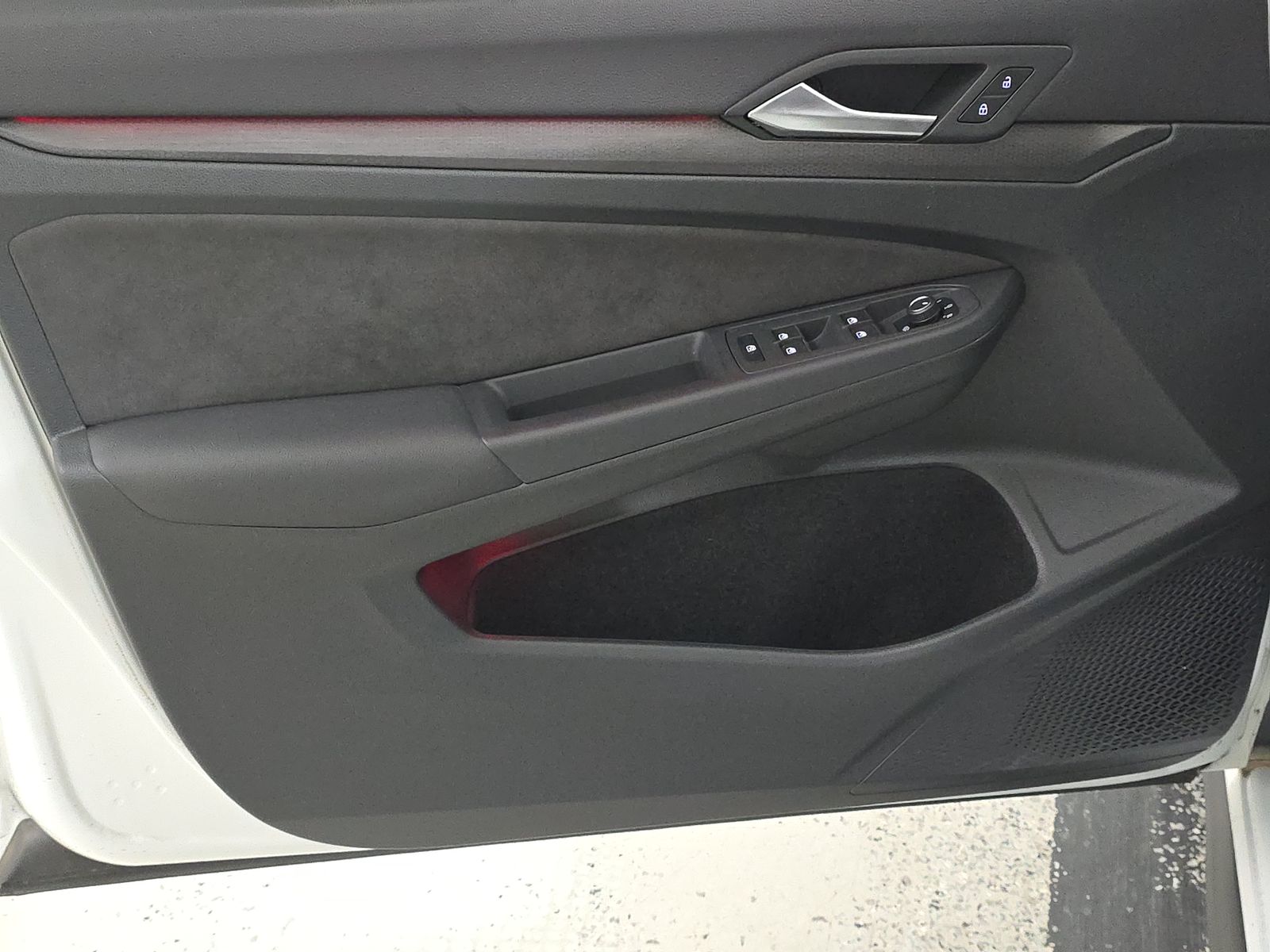 2023 Volkswagen Golf GTI 2.0T SE FWD