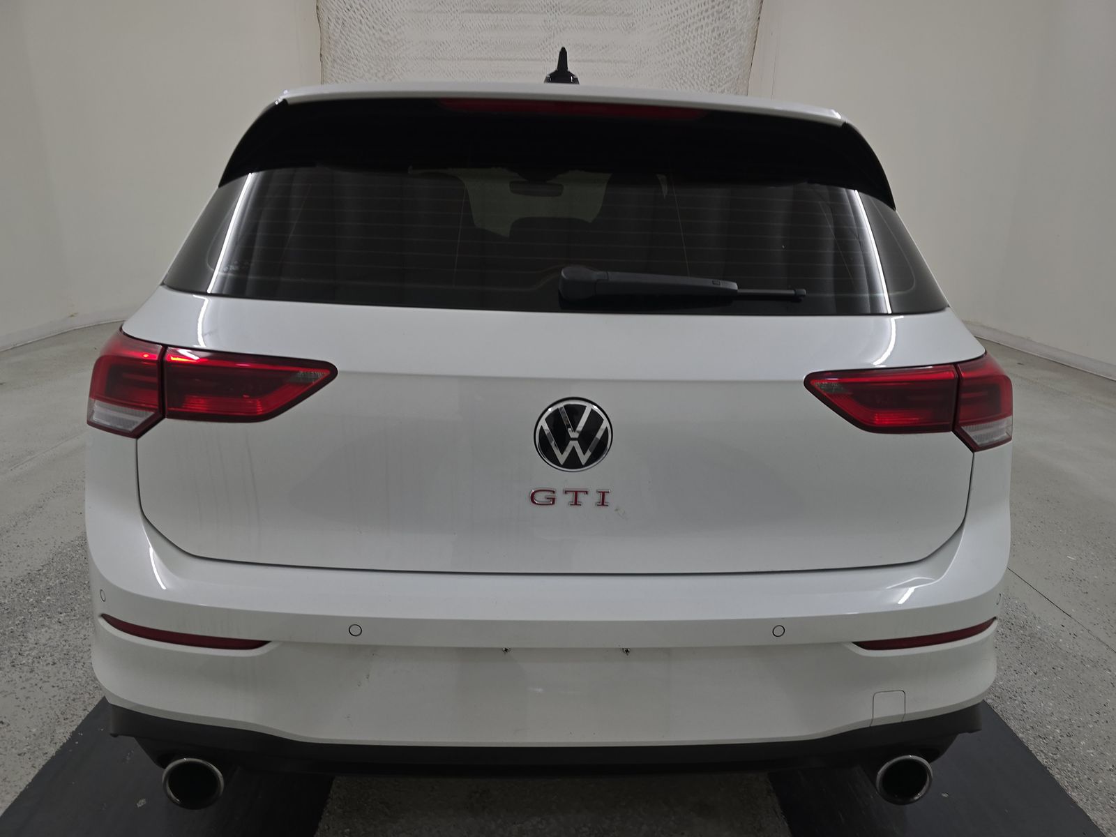 2023 Volkswagen Golf GTI 2.0T SE FWD