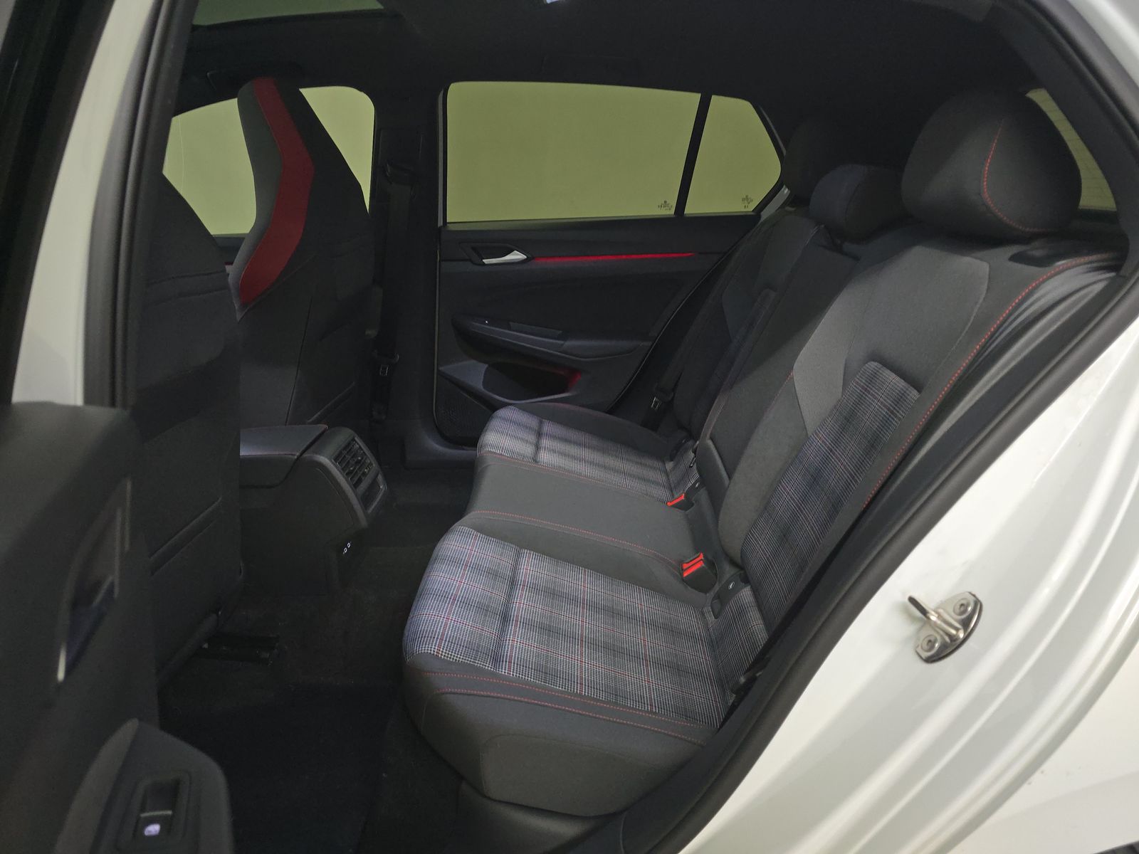 2023 Volkswagen Golf GTI 2.0T SE FWD