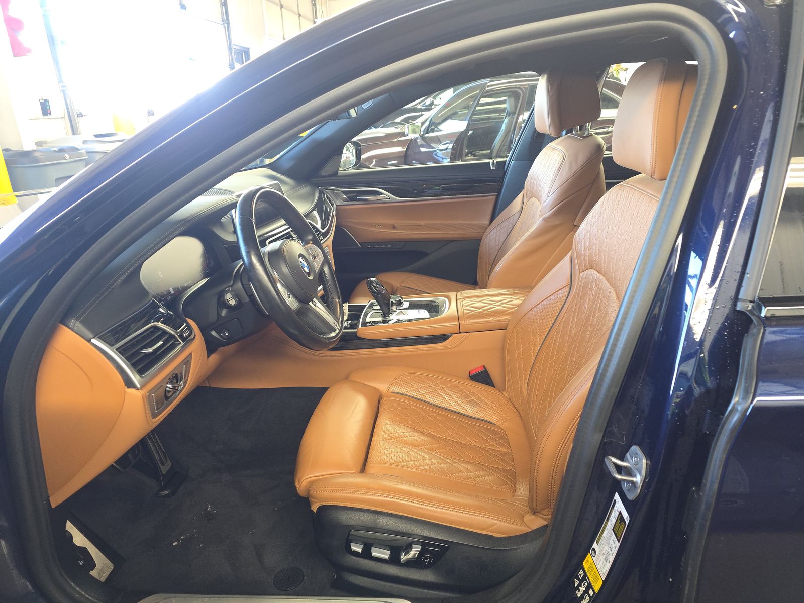 2022 BMW 7 Series 750i xDrive AWD