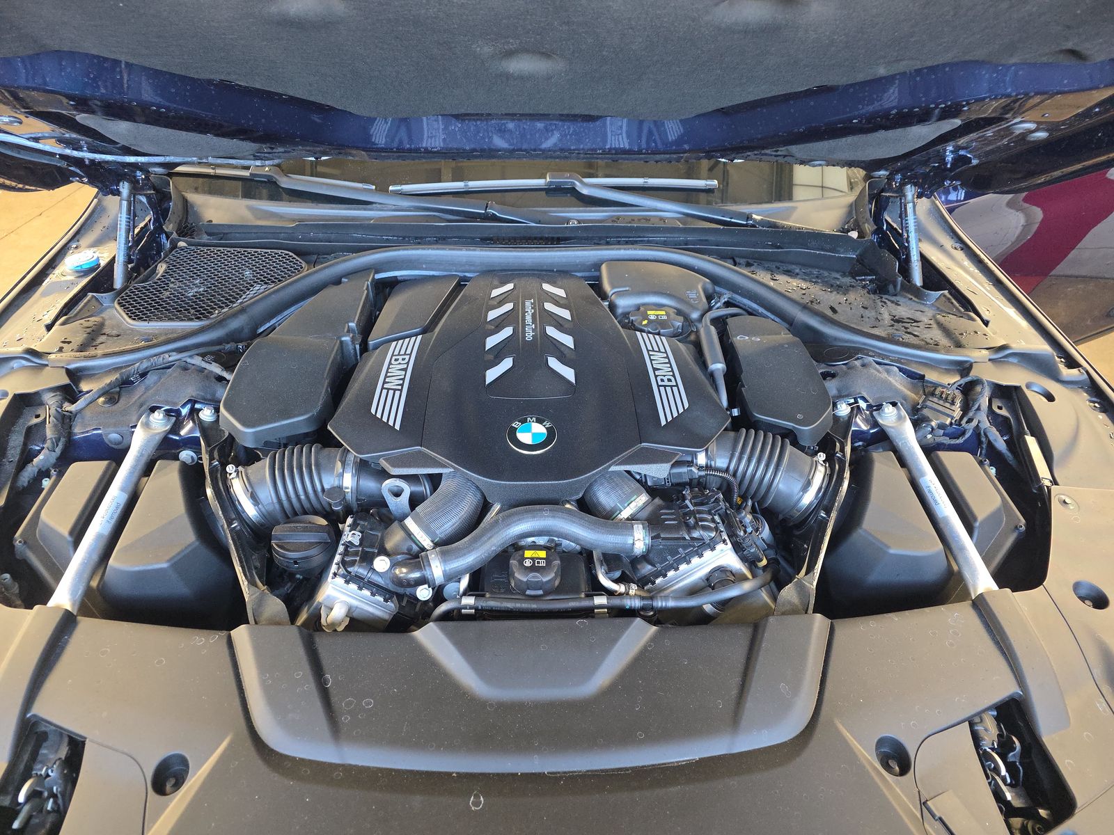 2022 BMW 7 Series 750i xDrive AWD