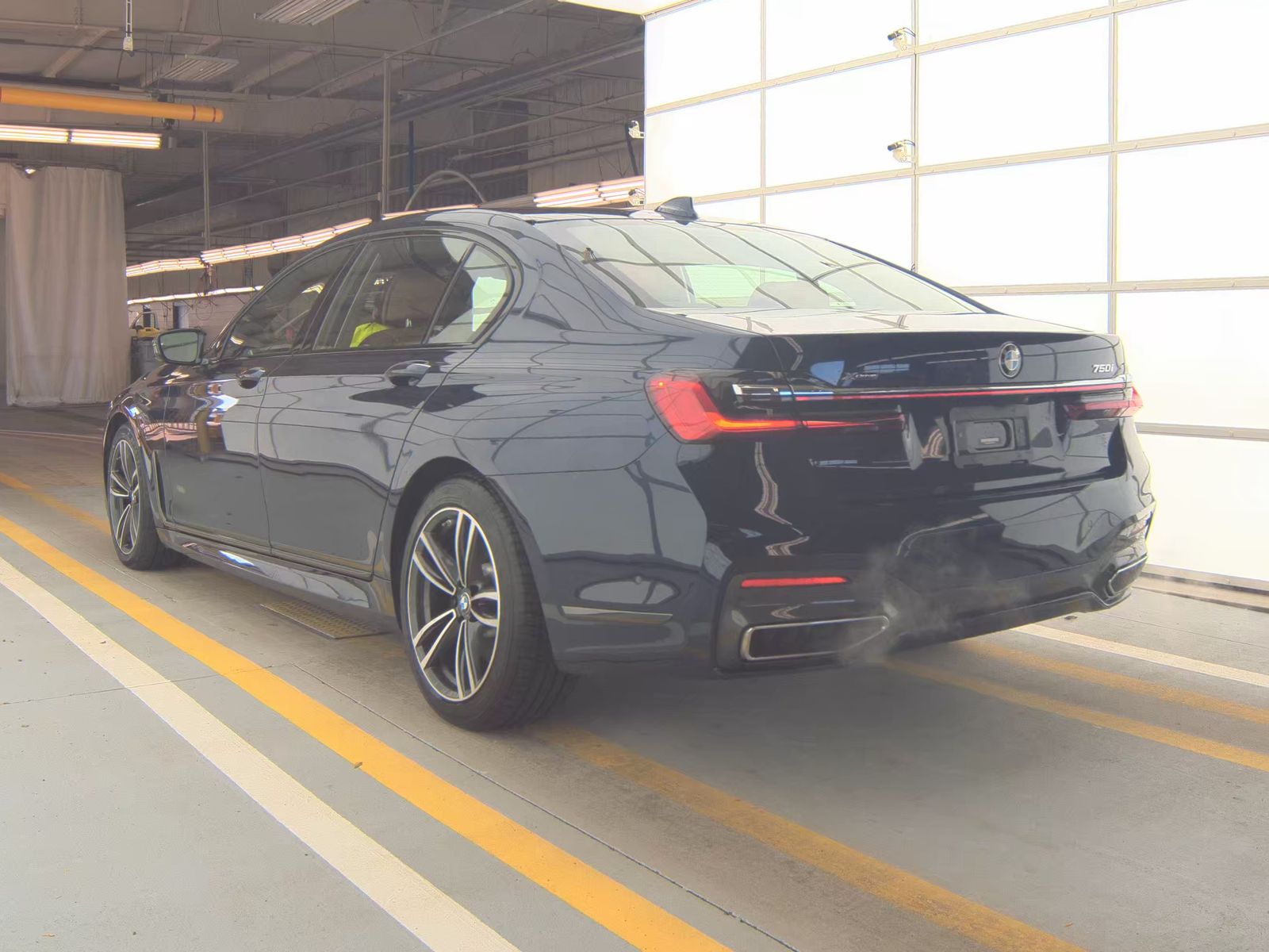 2022 BMW 7 Series 750i xDrive AWD