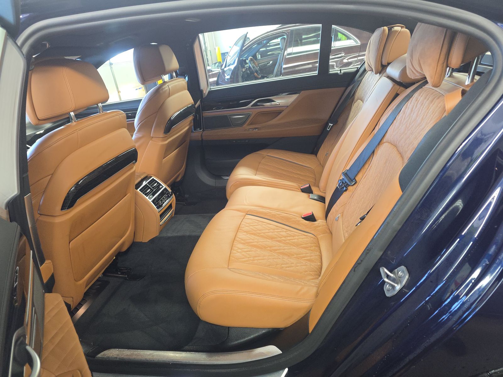 2022 BMW 7 Series 750i xDrive AWD