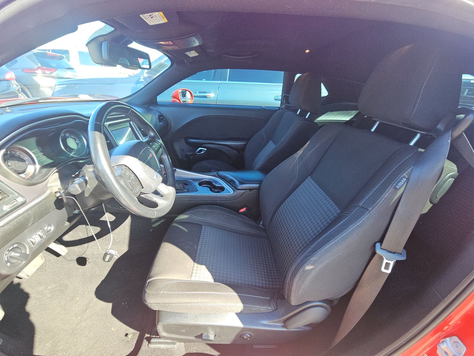 2020 Dodge Challenger SXT RWD