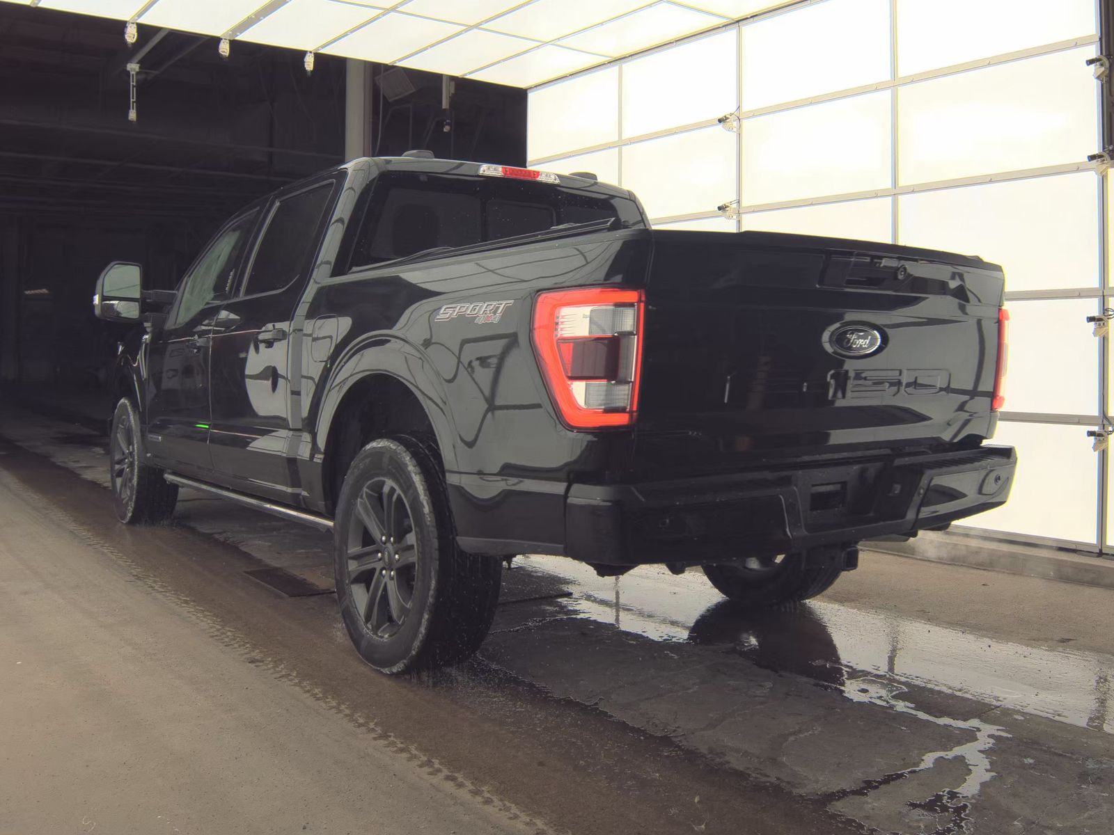 2023 Ford F-150 Hybrid Lariat AWD