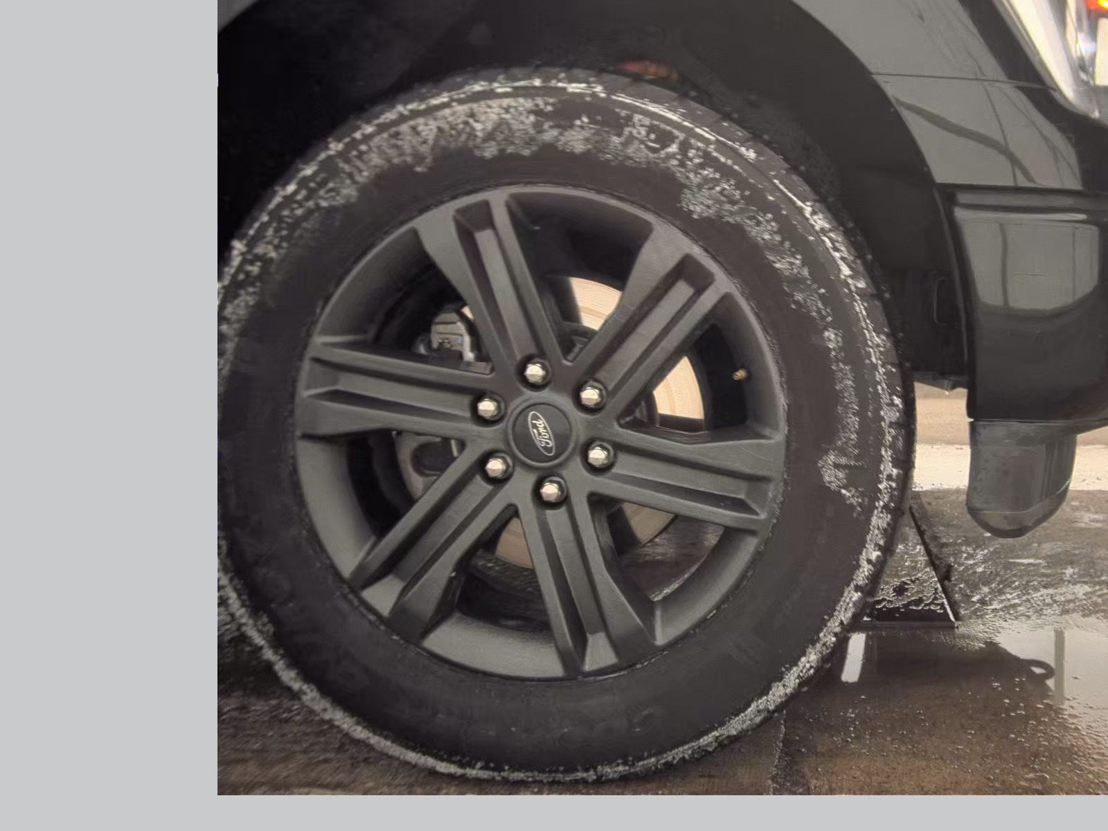 2023 Ford F-150 Hybrid Lariat AWD