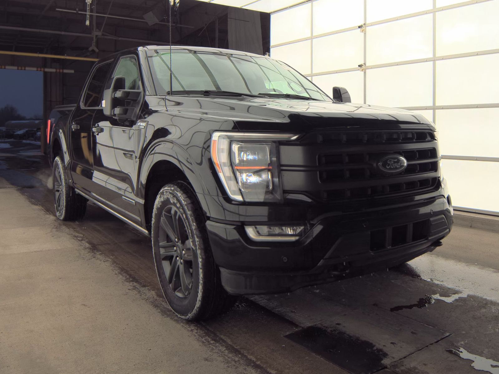 2023 Ford F-150 Hybrid Lariat AWD