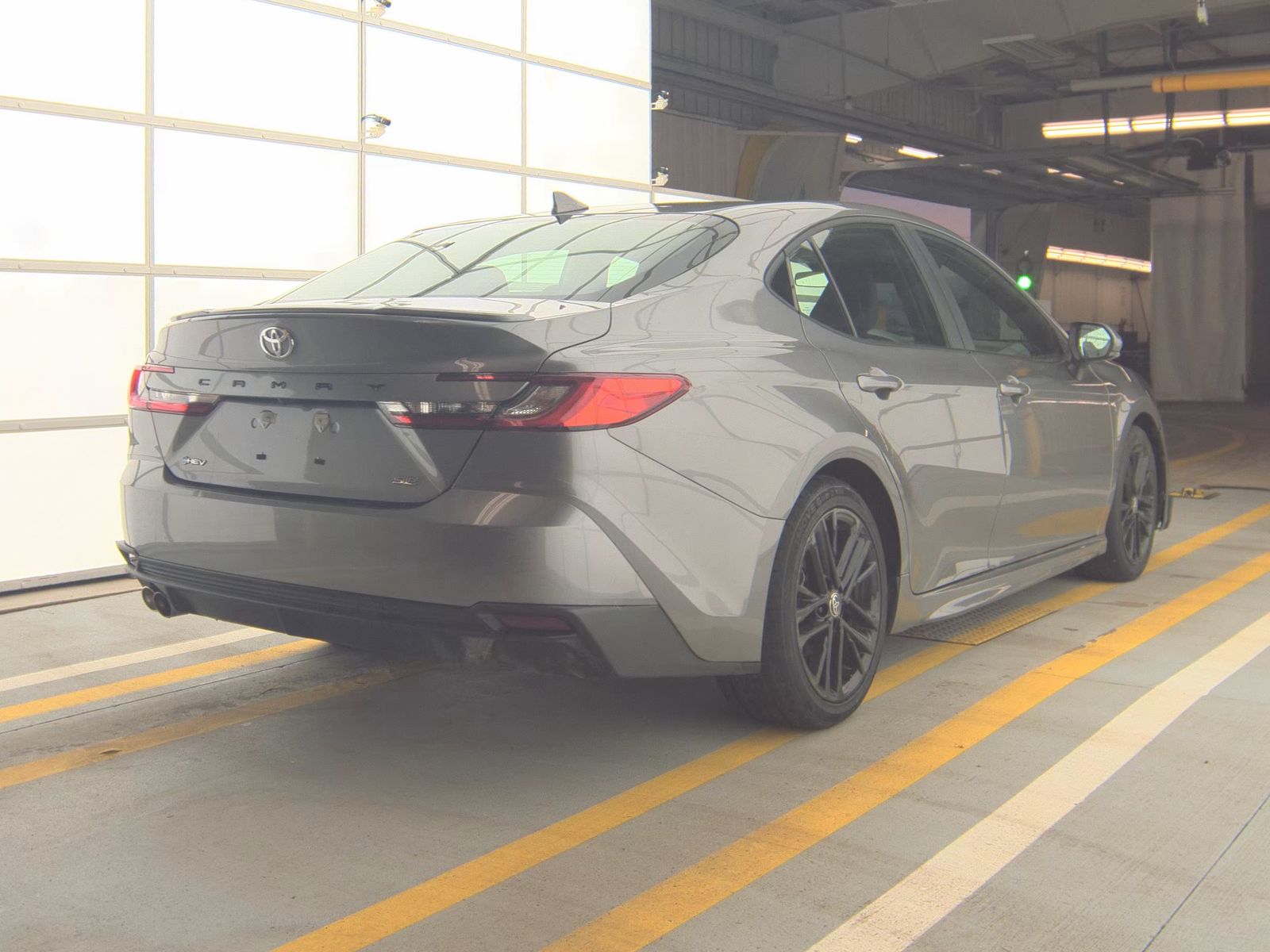 2025 Toyota Camry SE FWD