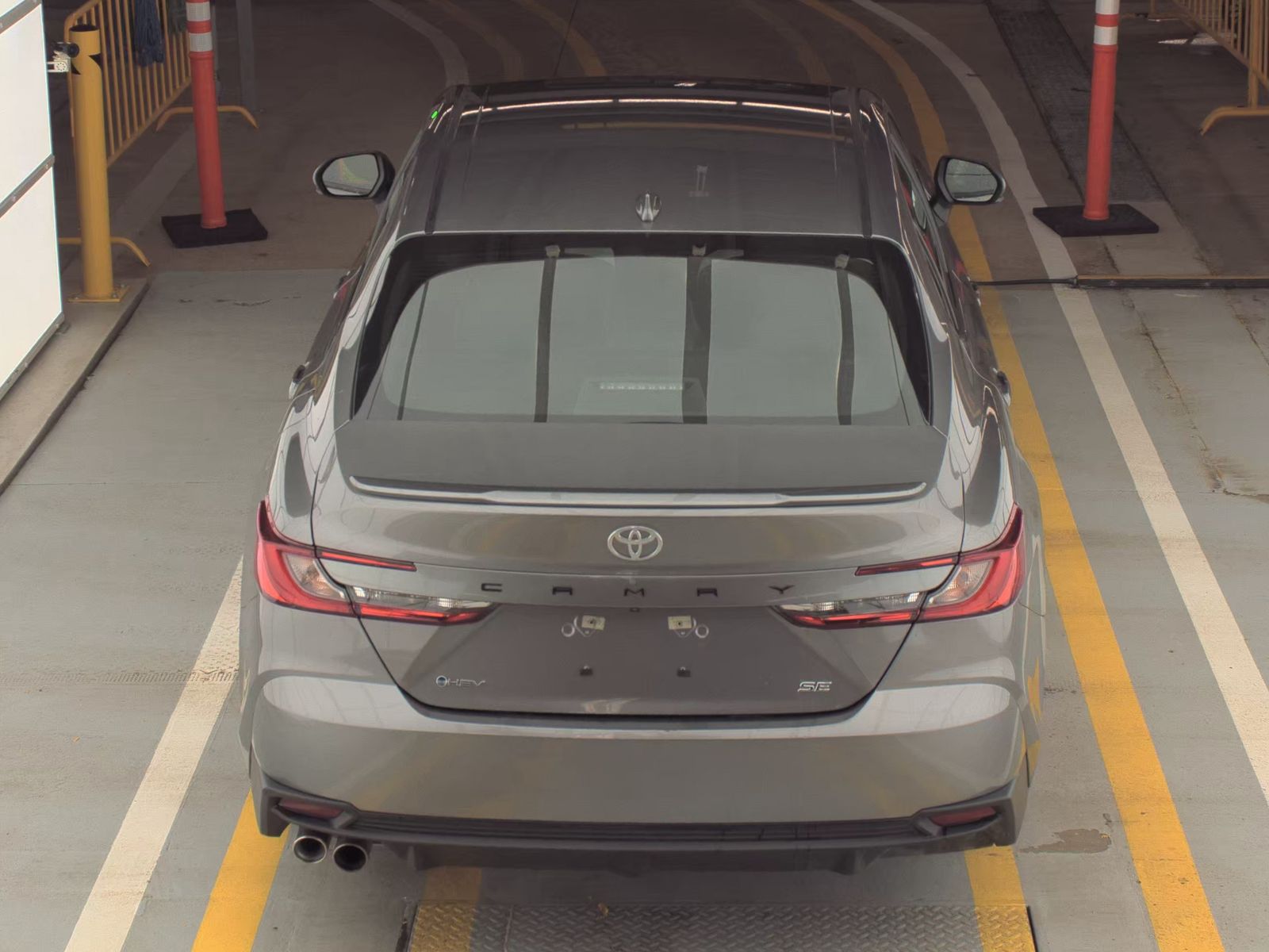 2025 Toyota Camry SE FWD