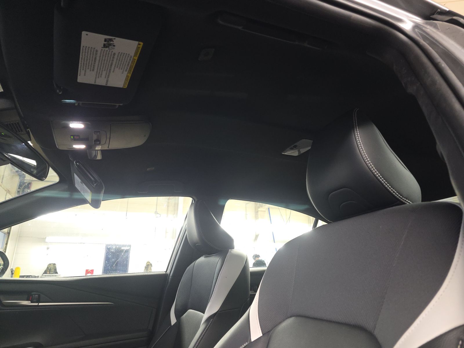 2025 Toyota Camry SE FWD