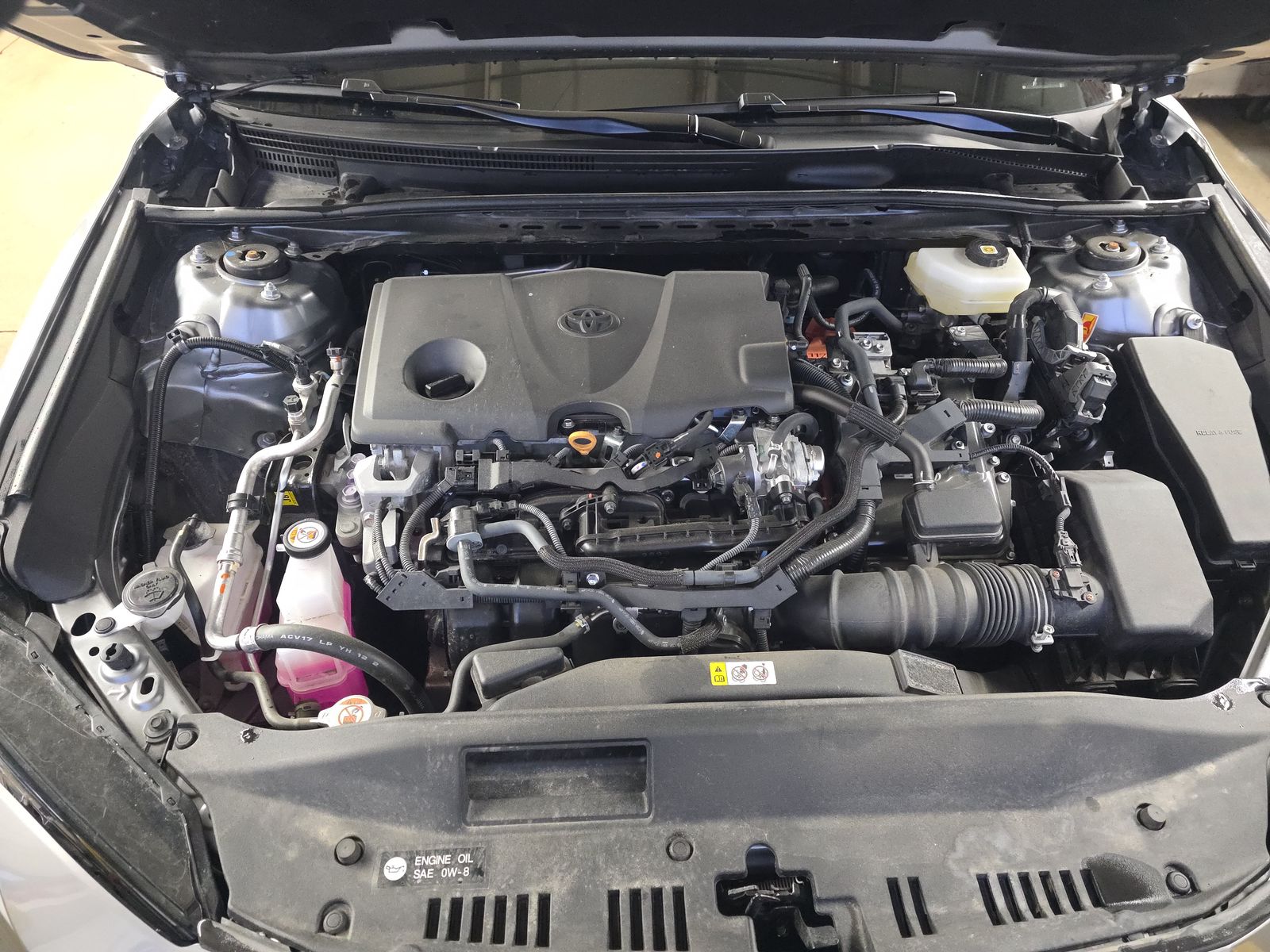 2025 Toyota Camry SE FWD