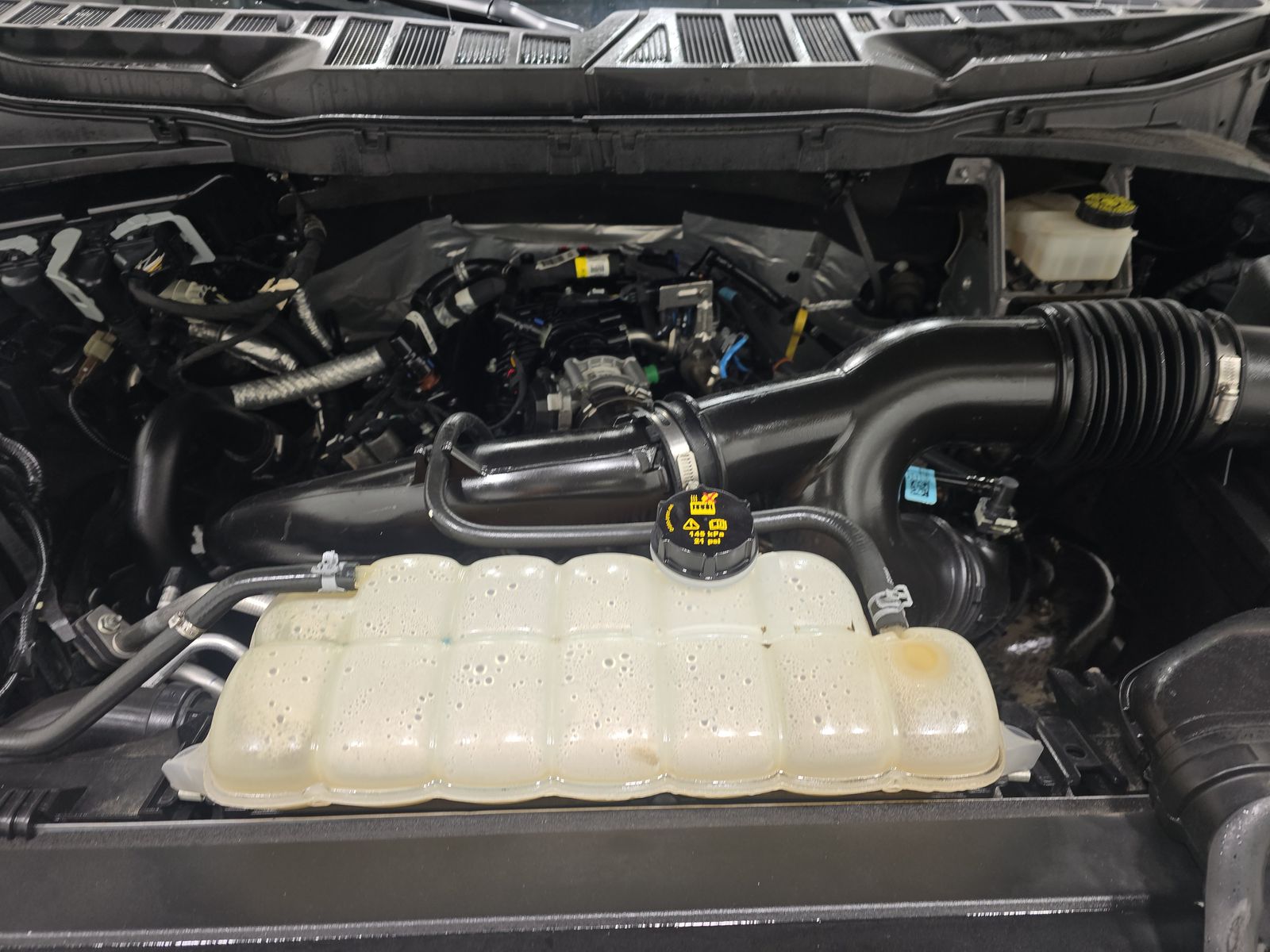 2023 Ford F-150 Lariat AWD