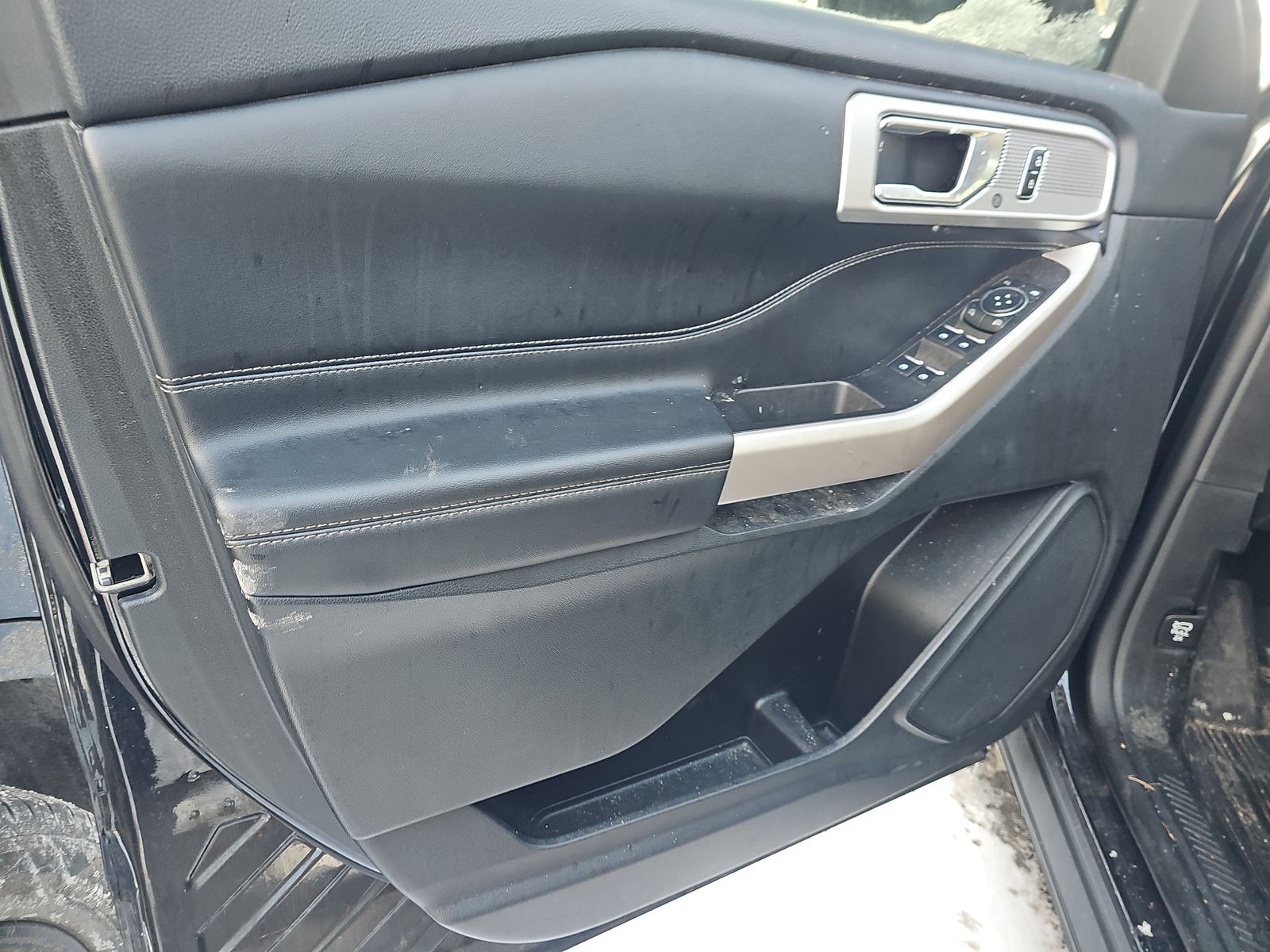 2023 Ford Explorer XLT AWD