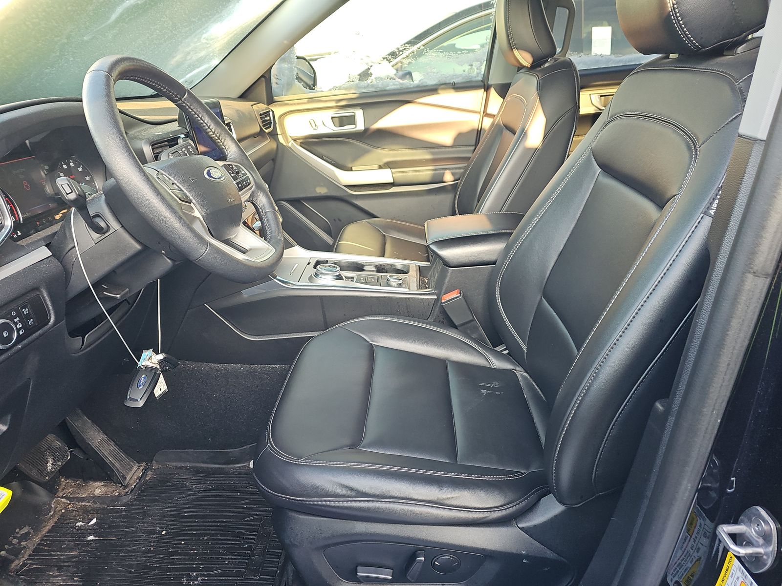 2023 Ford Explorer XLT AWD