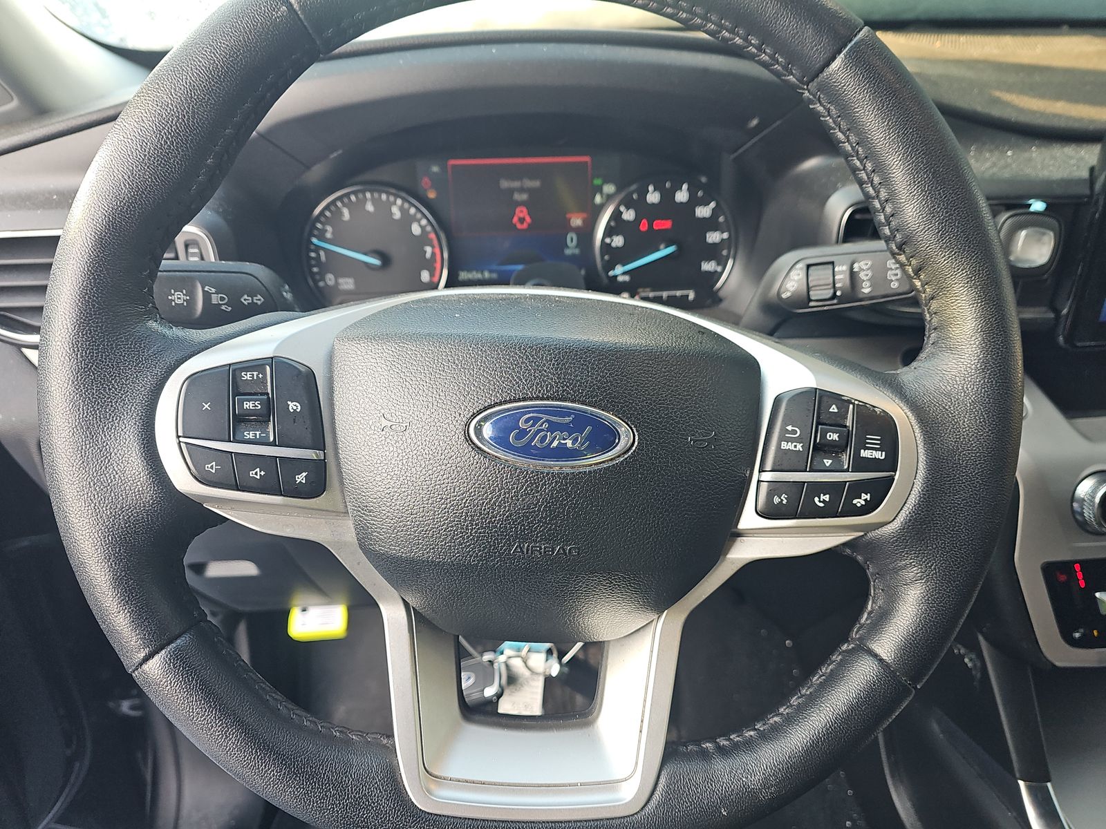 2023 Ford Explorer XLT AWD