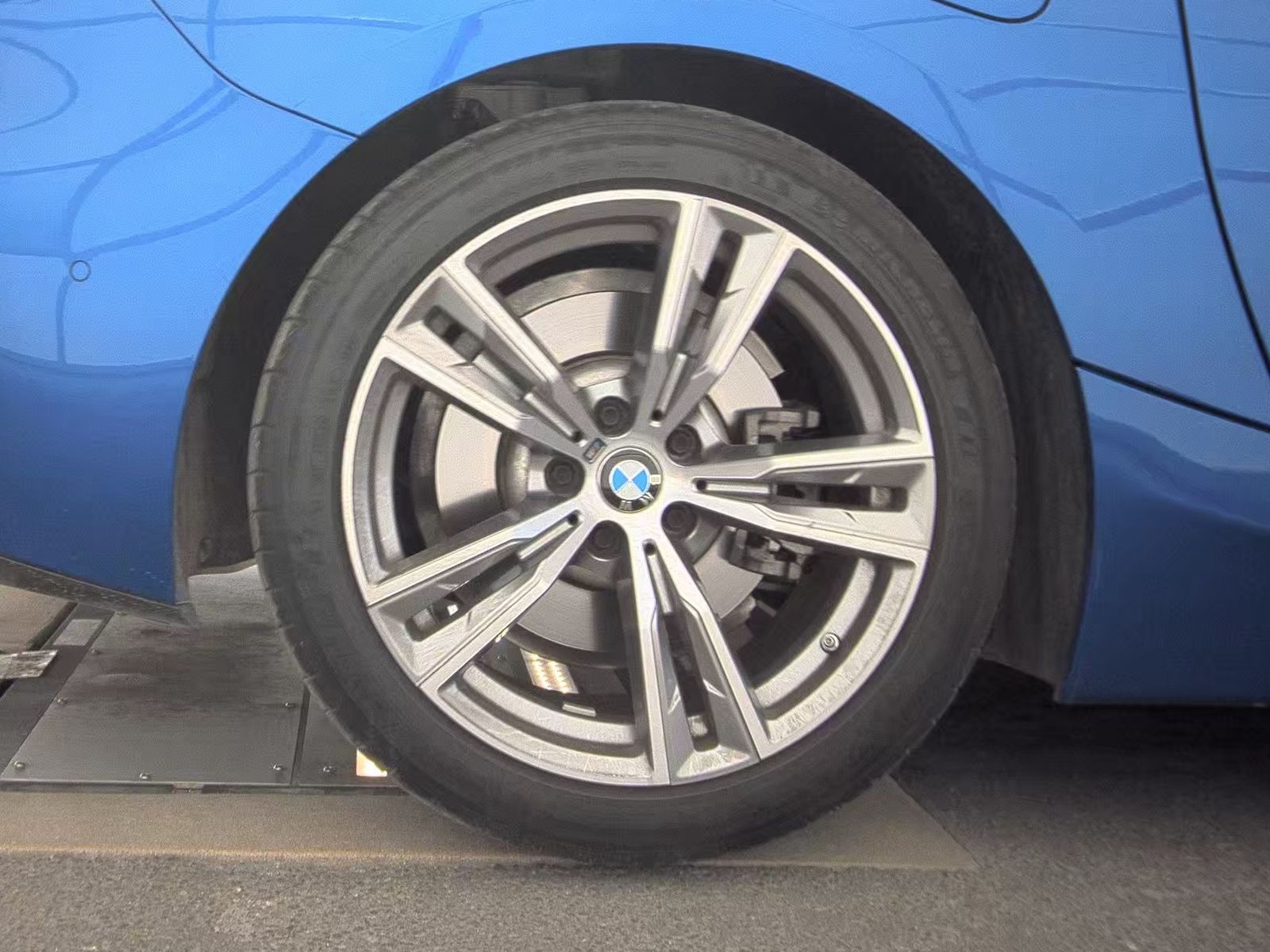 2025 BMW Z4 sDrive30i RWD