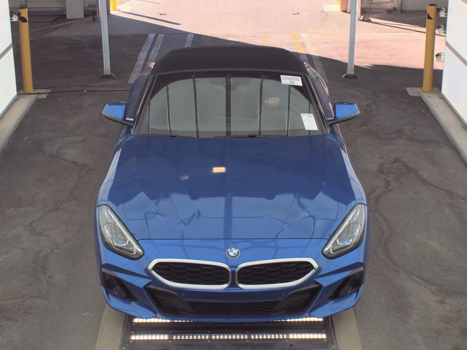 2025 BMW Z4 sDrive30i RWD