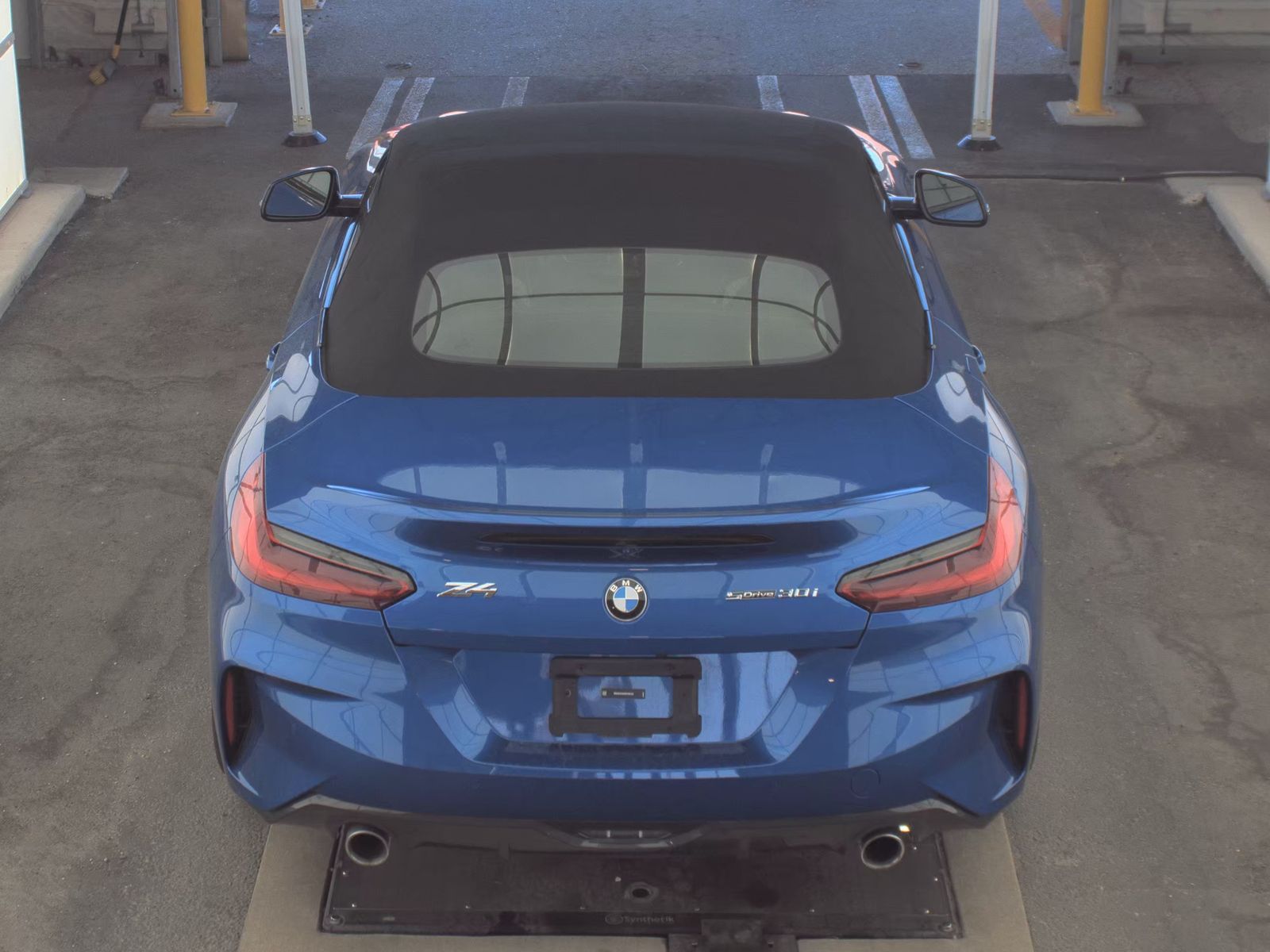 2025 BMW Z4 sDrive30i RWD