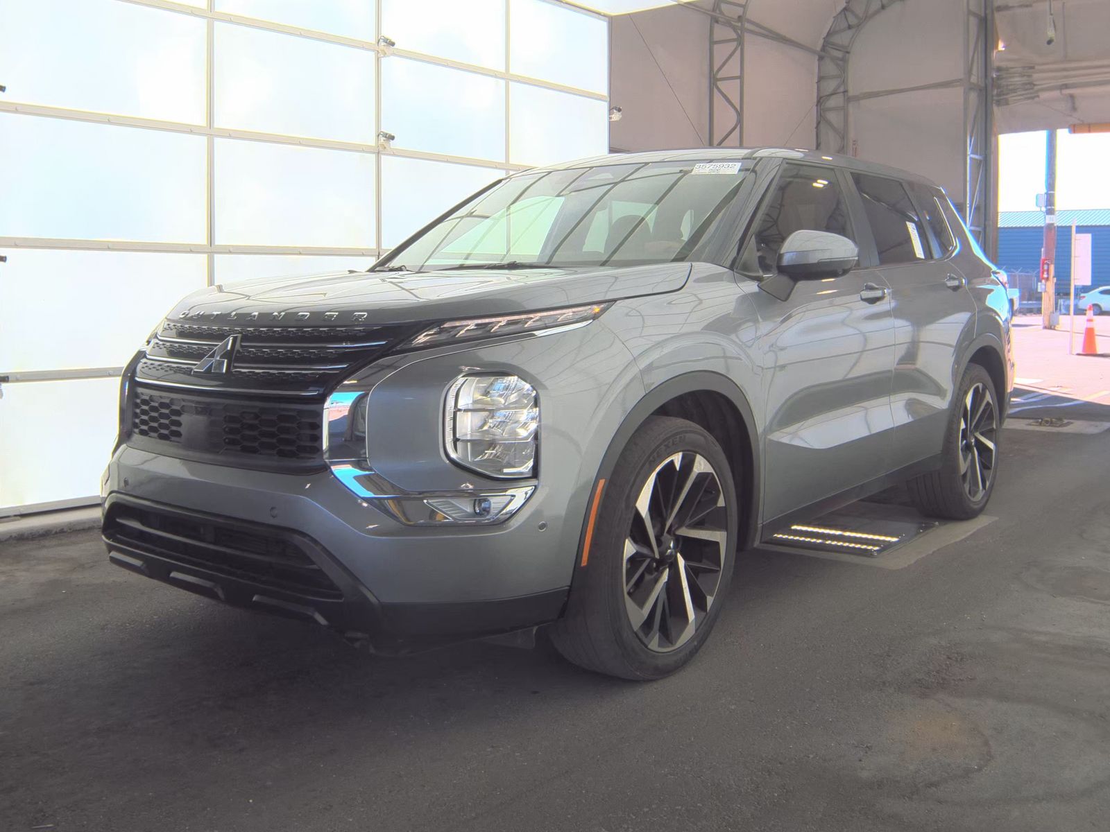 2023 Mitsubishi Outlander SE FWD