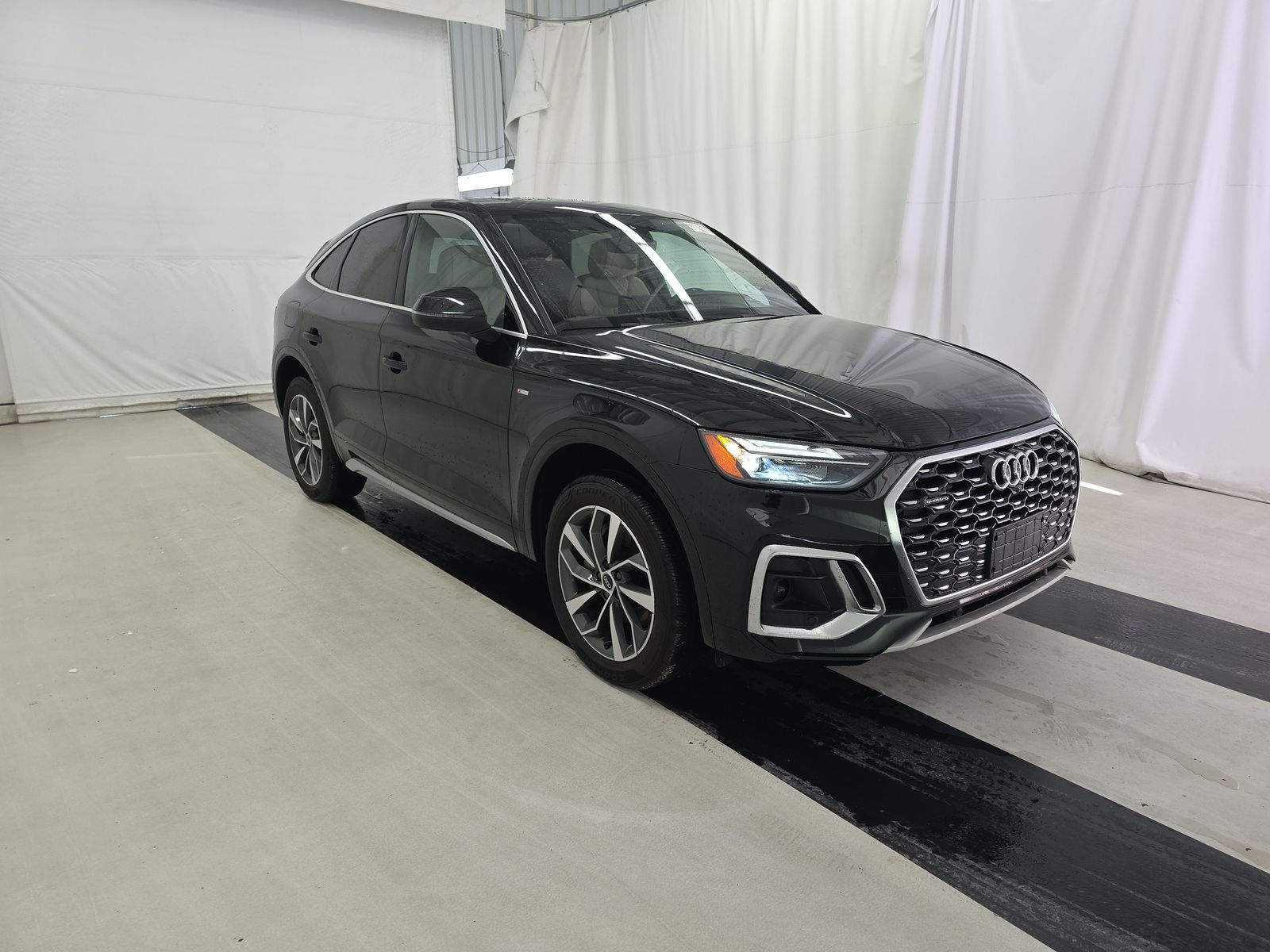 2022 Audi Q5 S line Premium Plus AWD