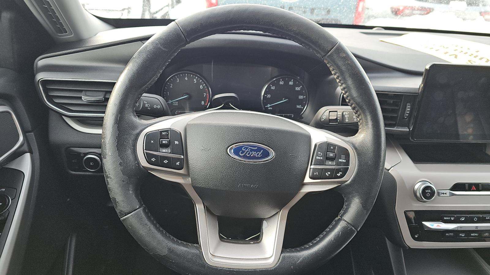 2023 Ford Explorer XLT AWD