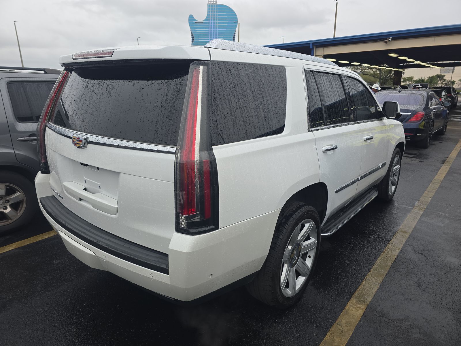2019 Cadillac Escalade Luxury AWD