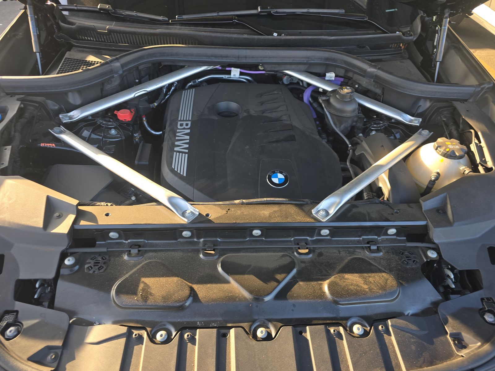 2025 BMW X5 xDrive40i AWD