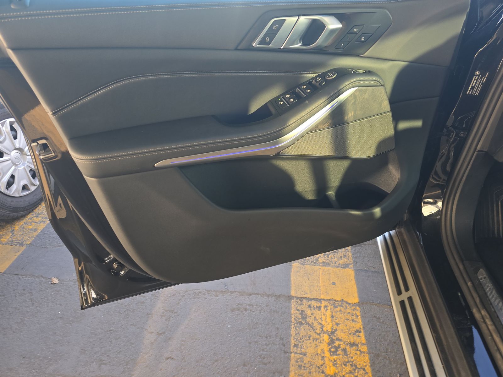 2025 BMW X5 xDrive40i AWD