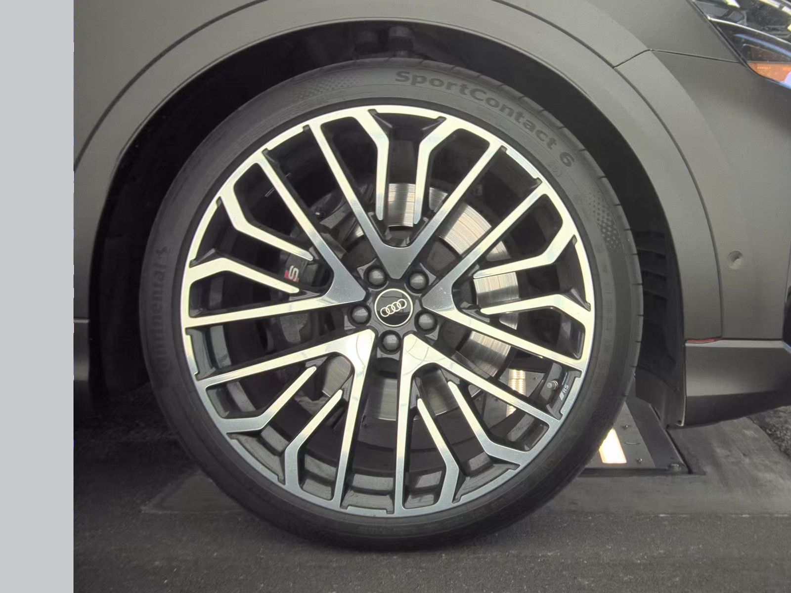 2024 Audi SQ8 Premium Plus AWD