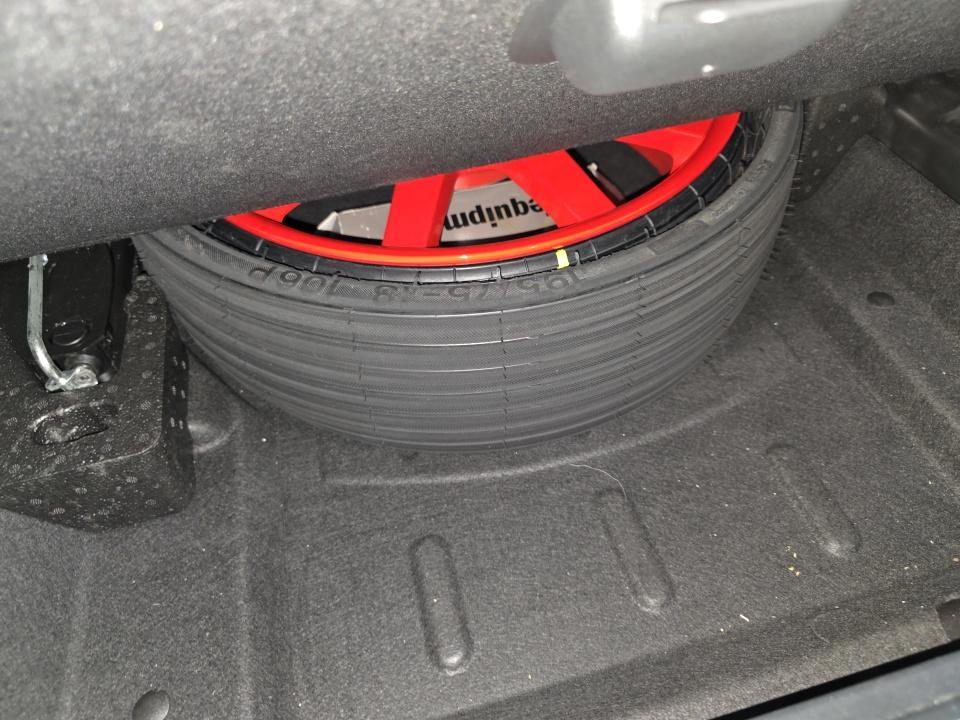 2023 Porsche Macan Base AWD