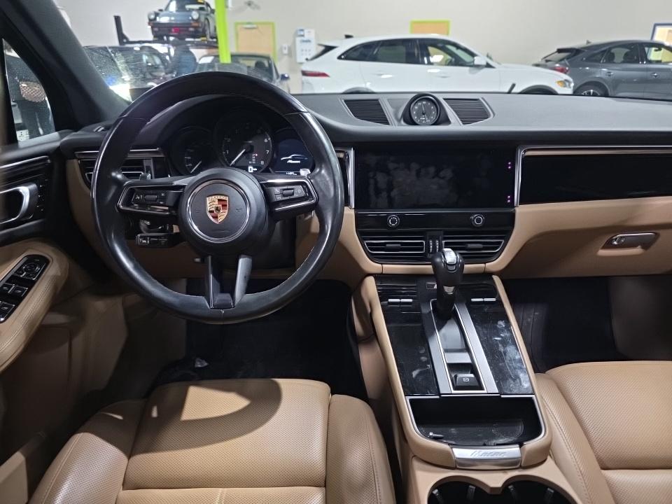 2023 Porsche Macan Base AWD