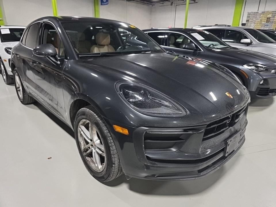 2023 Porsche Macan Base AWD