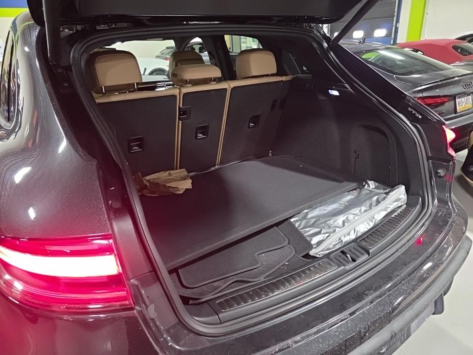 2023 Porsche Macan Base AWD