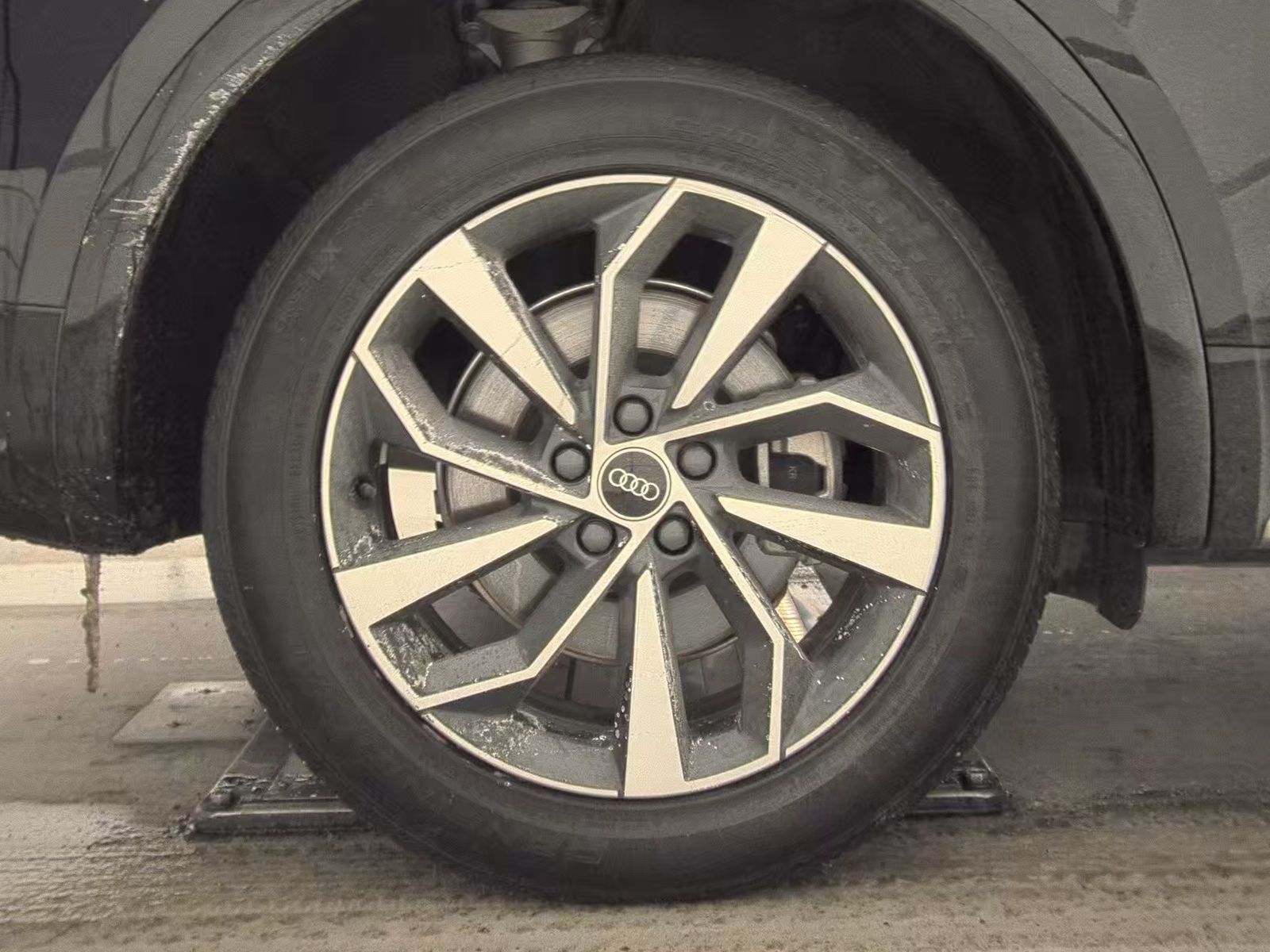 2023 Audi Q5 S line Premium Plus AWD