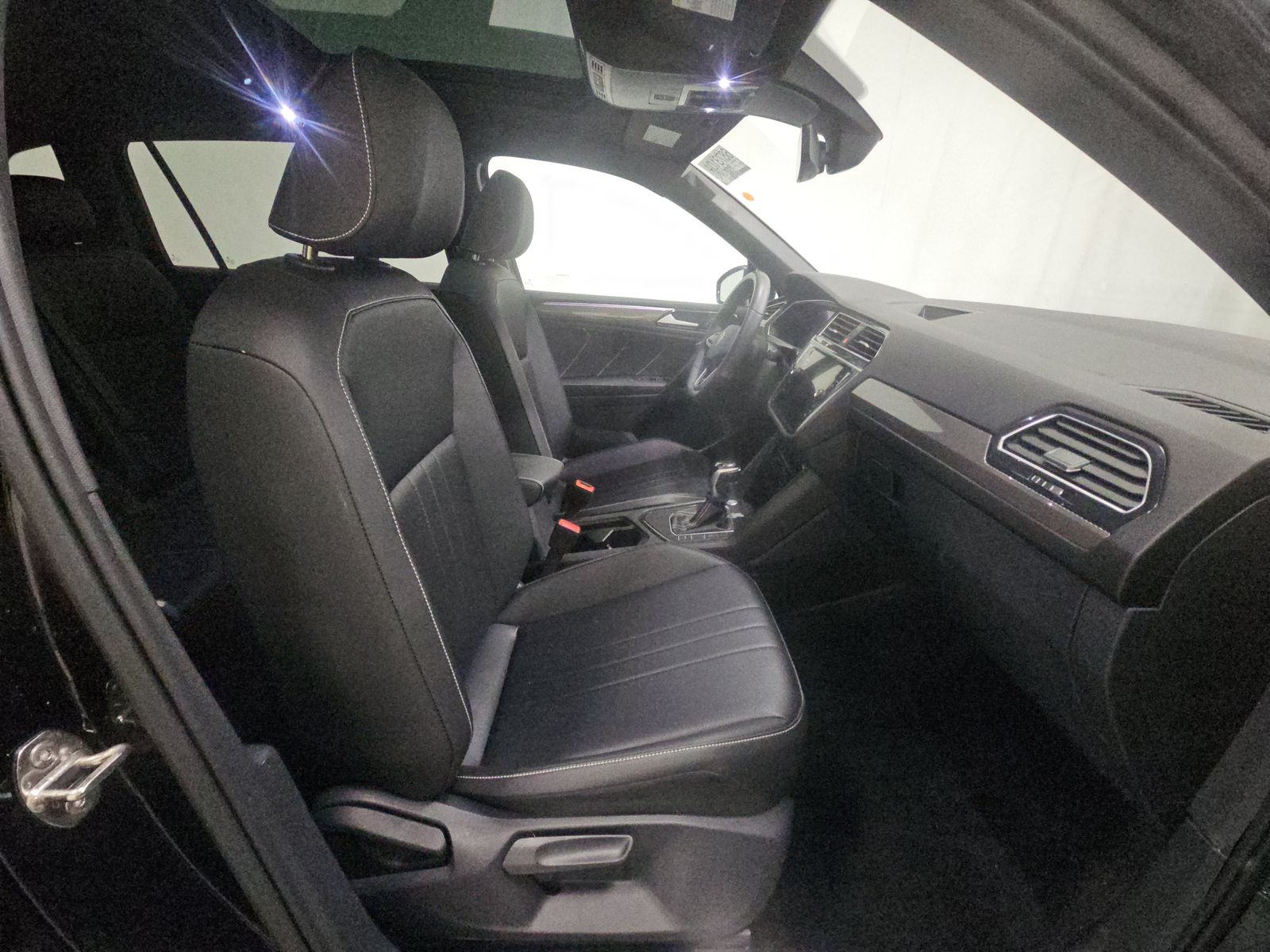 2024 Volkswagen Tiguan 2.0T SE R-Line Black FWD