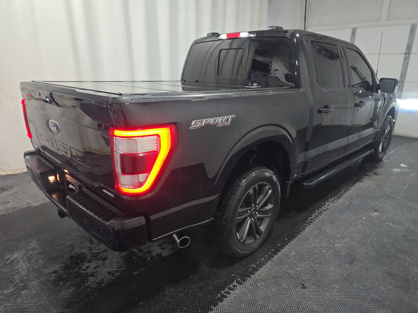 2023 Ford F-150 Lariat AWD