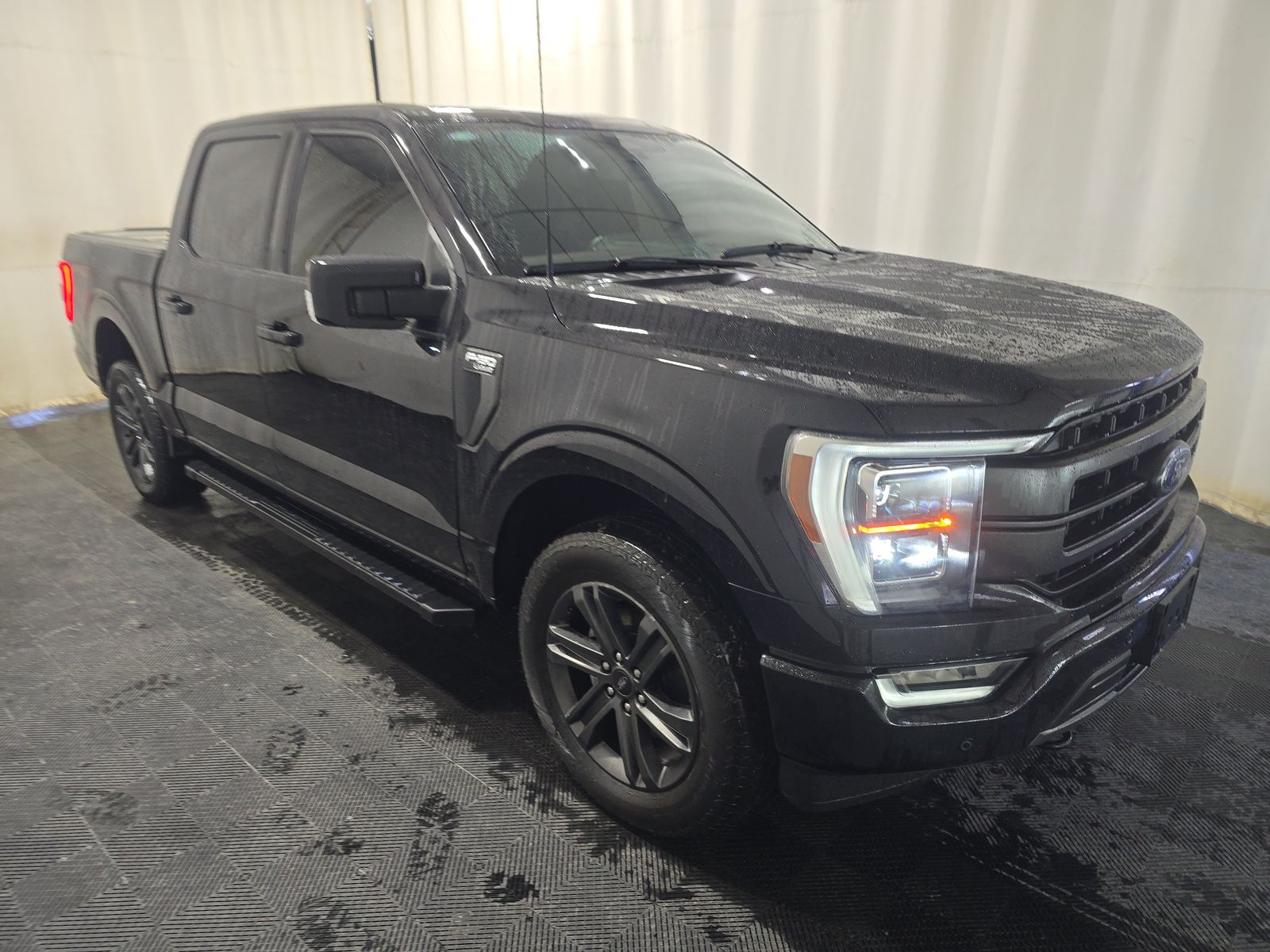 2023 Ford F-150 Lariat AWD