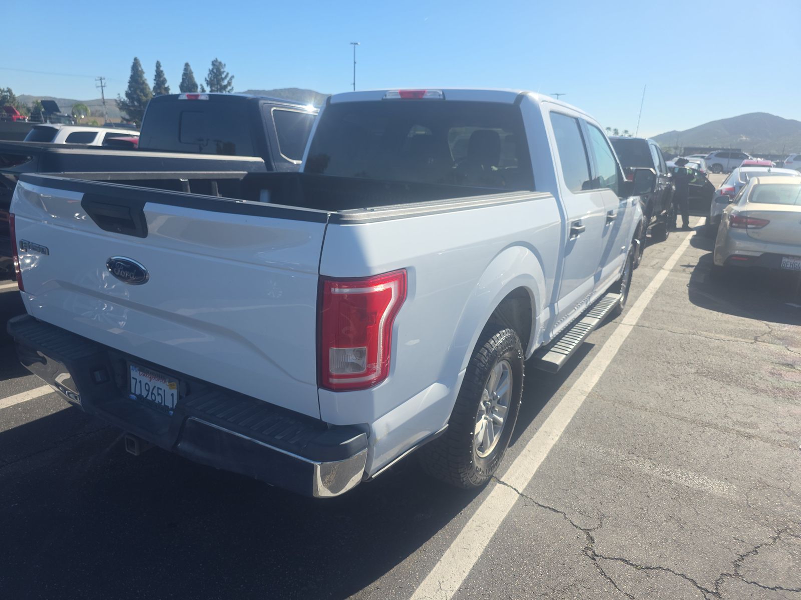 2015 Ford F-150 Lariat RWD