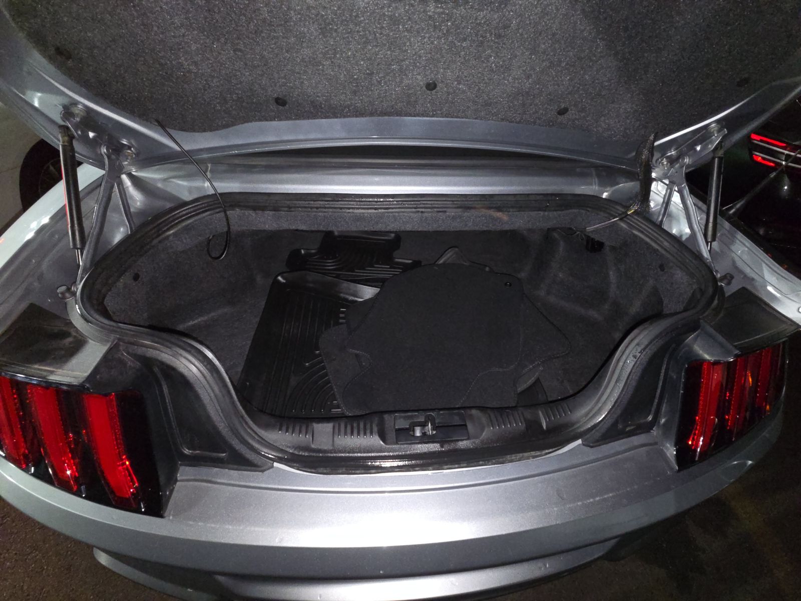 2023 Ford Mustang EcoBoost Premium RWD